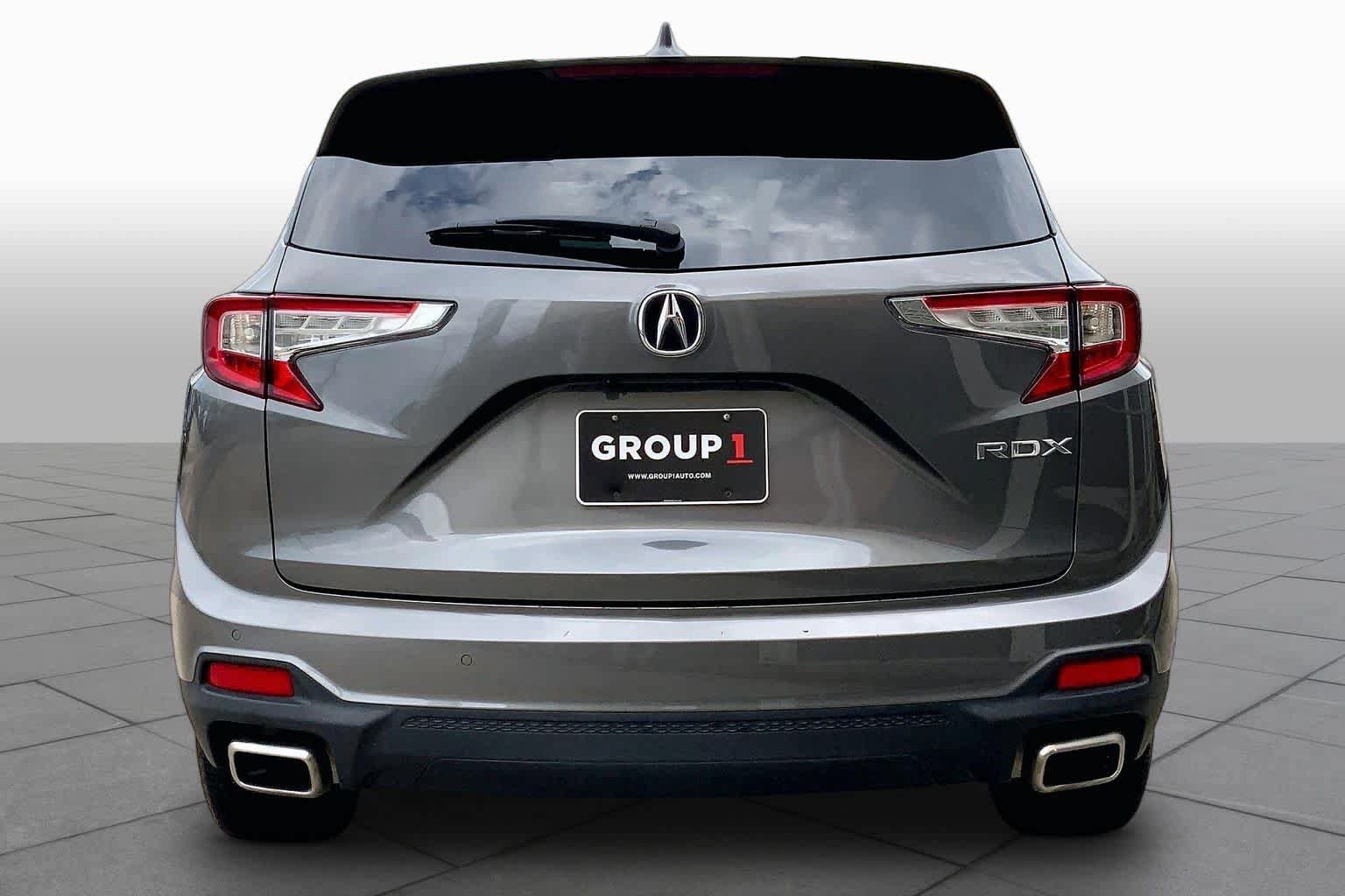 Used 2023 Acura RDX w/ Technology Package FWD image 5