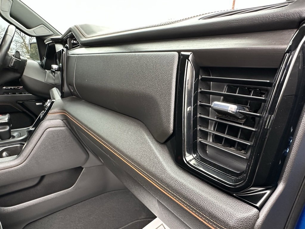 Used 2022 GMC Sierra 1500 AT4 w/ AT4 Premium Package image 15