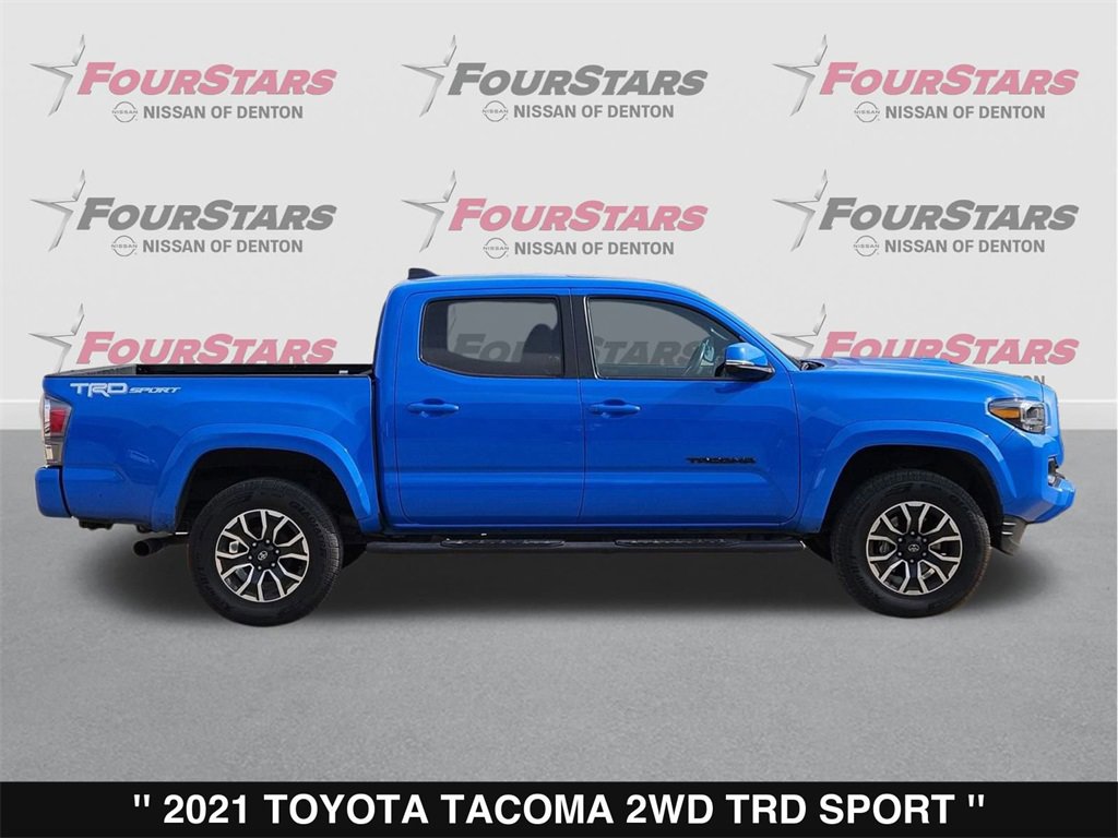 Used 2021 Toyota Tacoma TRD Sport w/ TRD Premium Sport Package image 3