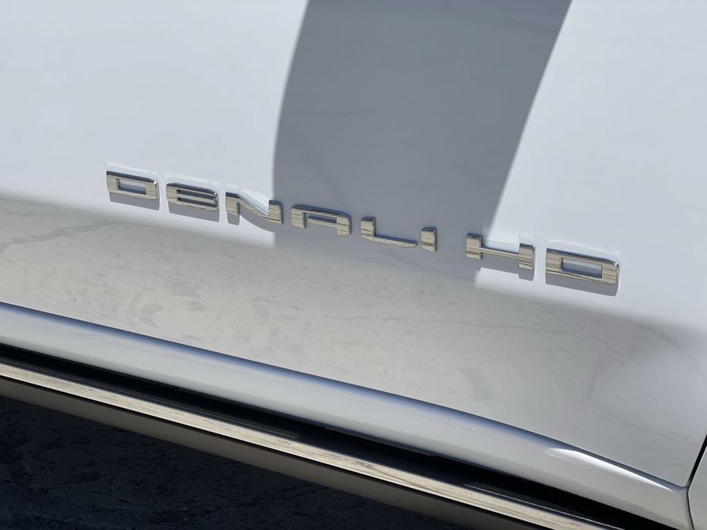 New 2026 GMC Sierra 2500 Denali w/ Denali Reserve Package AWD/4WD image 33