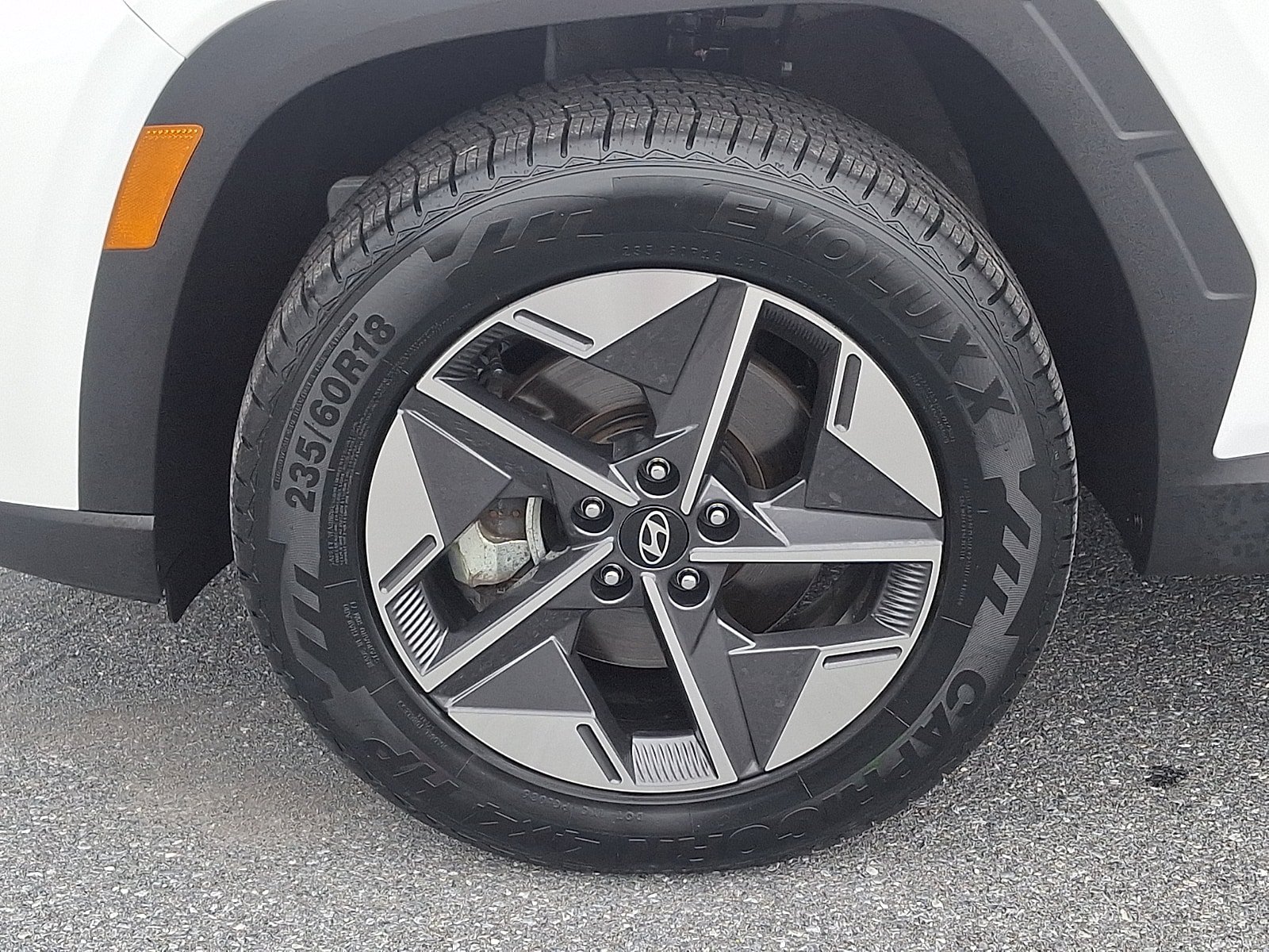 Certified 2025 Hyundai Tucson SEL AWD/4WD image 9
