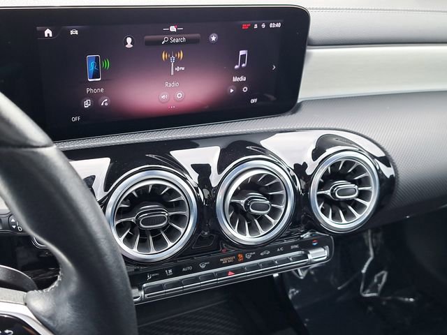 Used 2025 Mercedes-Benz CLA 250 4MATIC image 25