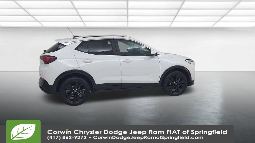 Used 2024 Buick Encore GX Sport Touring image 17