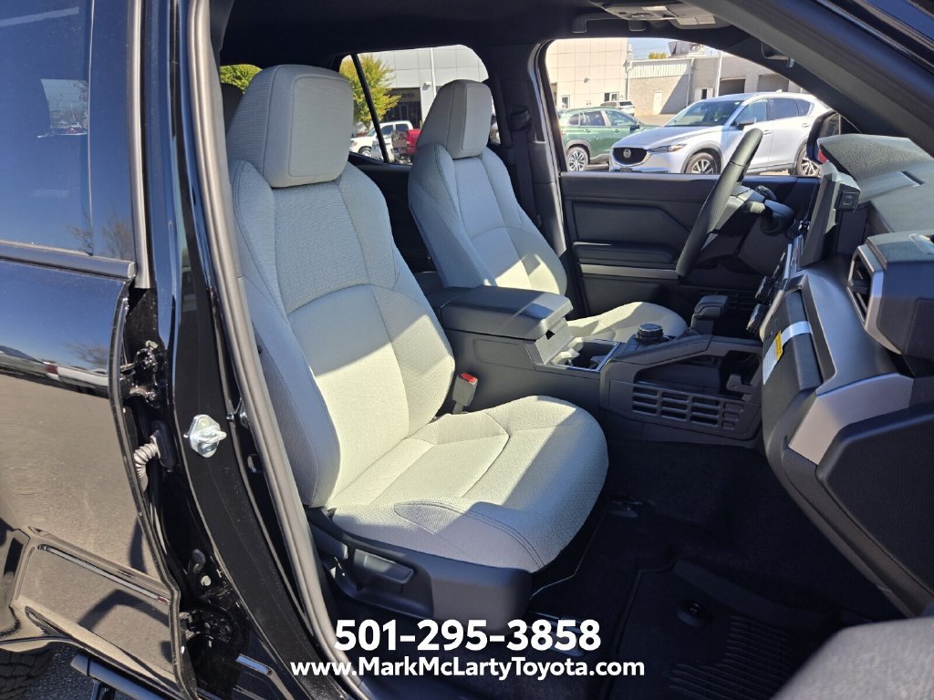 New 2026 Toyota 4Runner SR5 AWD/4WD image 16