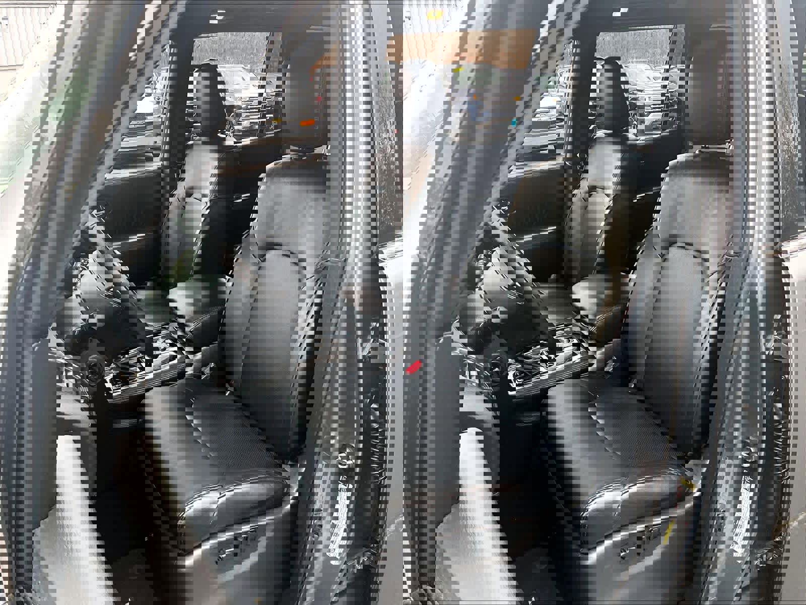 Used 2022 Nissan Armada SL w/ Midnight Edition Package image 10