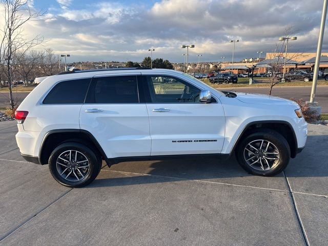 Used 2022 Jeep Grand Cherokee Limited image 9