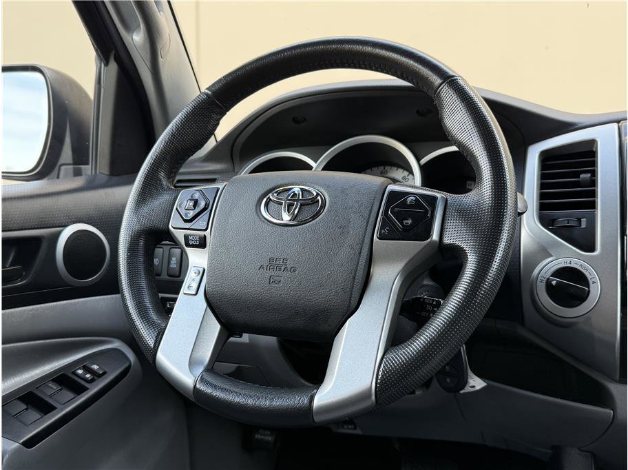 Used 2014 Toyota Tacoma 4x4 Double Cab w/ TRD Off-Road Package image 9