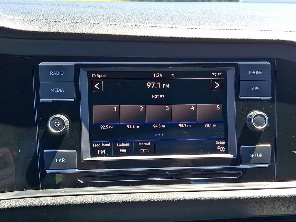 Used 2019 Volkswagen Jetta GLI FWD image 17