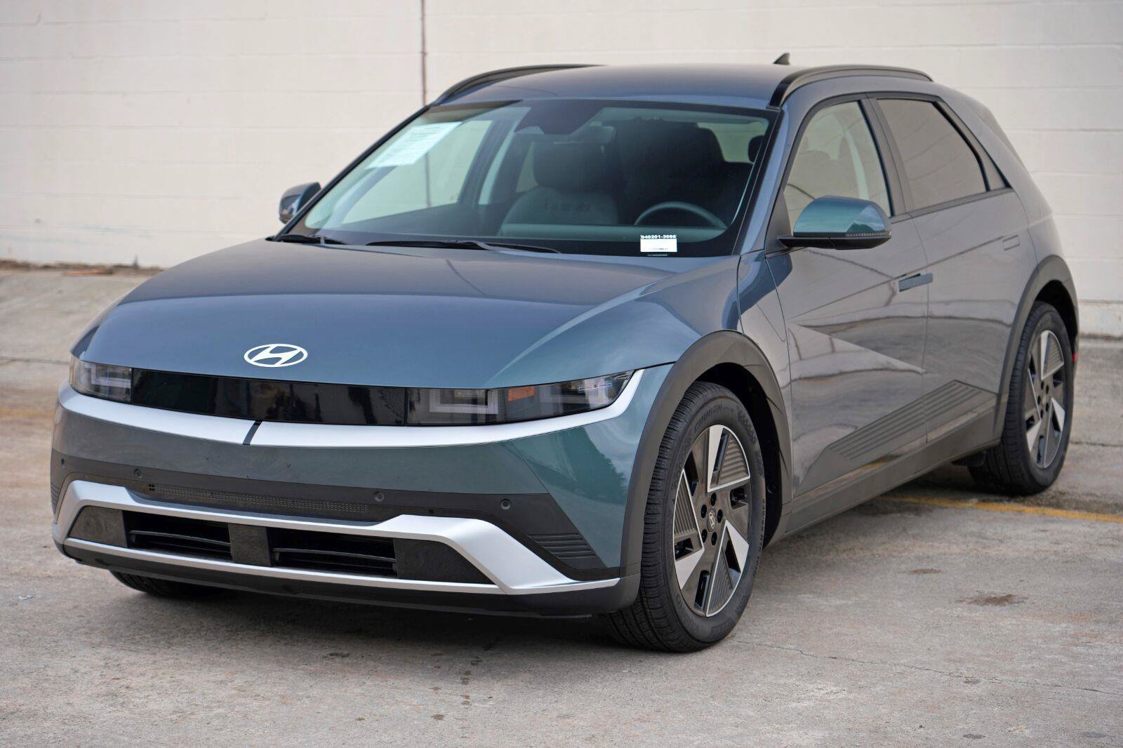 Used 2025 Hyundai Ioniq 5 SEL RWD image 50