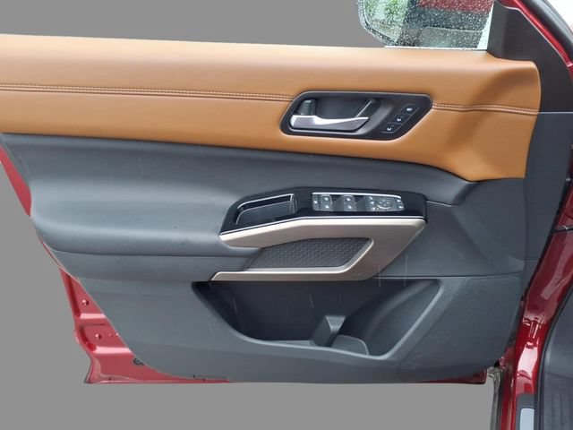Certified 2025 Nissan Pathfinder Platinum w/ Cargo Package FWD image 17