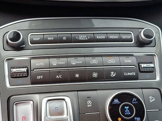 Used 2023 Hyundai Santa Fe SEL w/ Cargo Package image 15