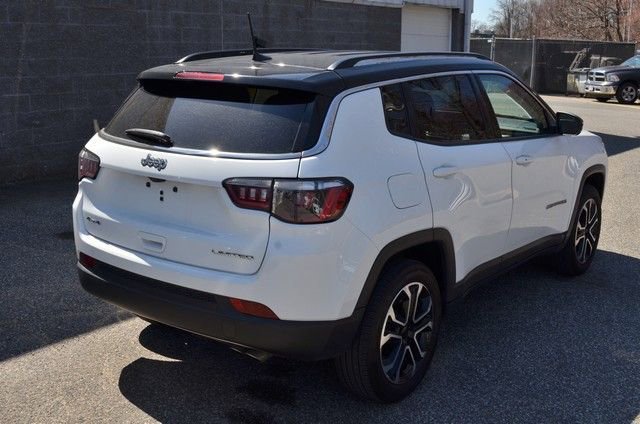 Used 2022 Jeep Compass Limited AWD/4WD image 8