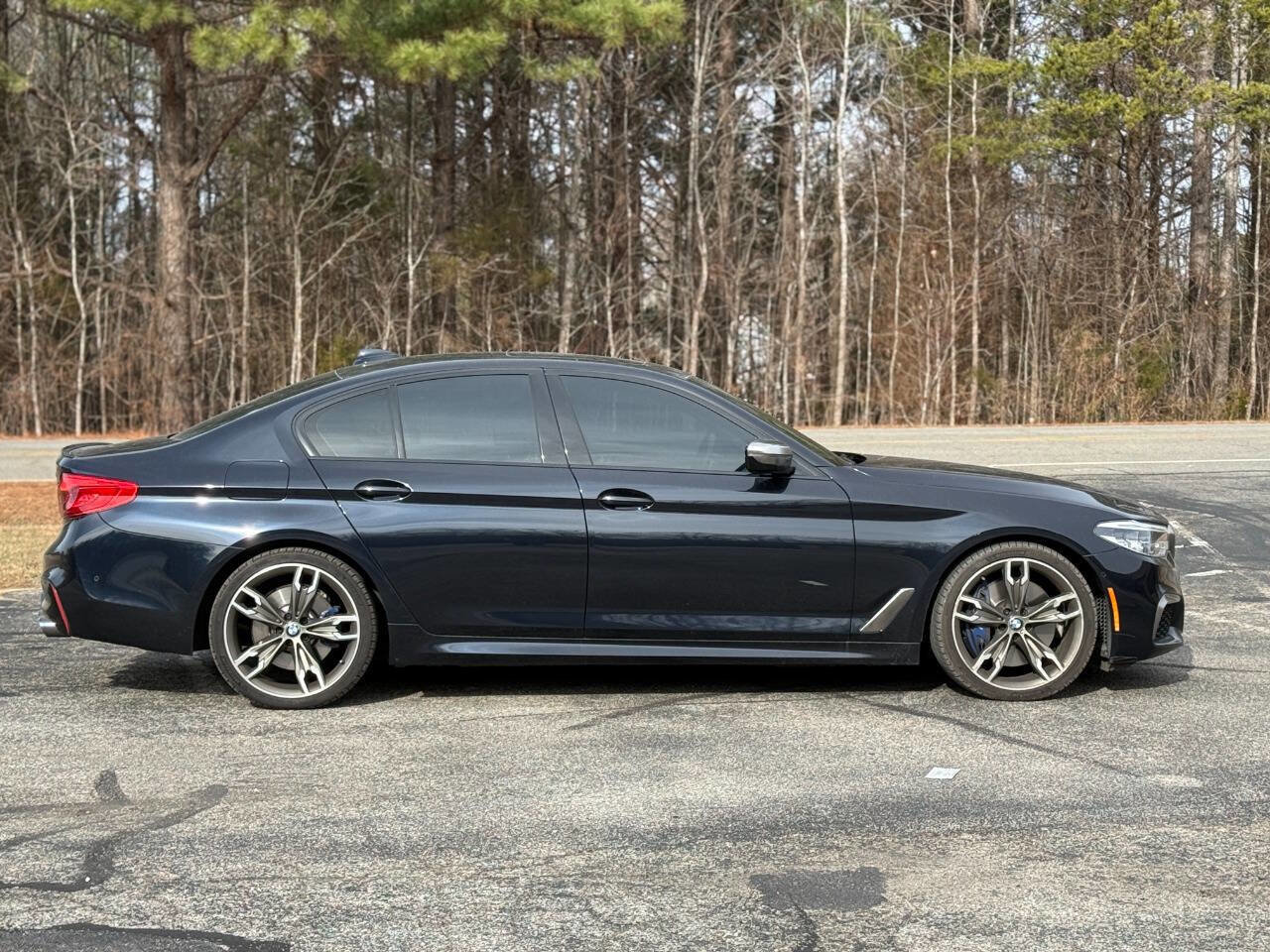 Used 2019 BMW M550i xDrive image 3