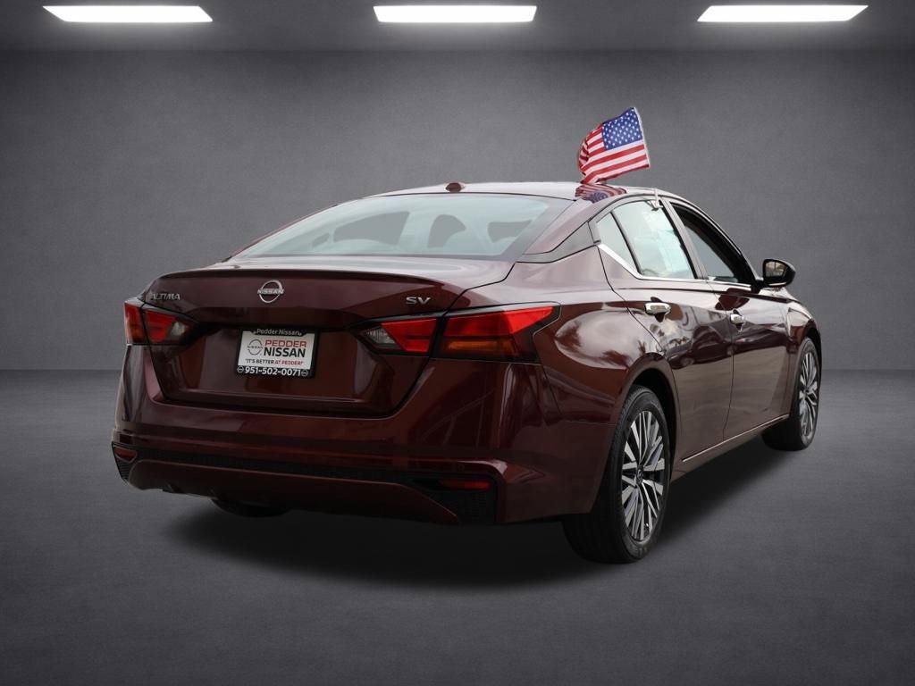 Used 2024 Nissan Altima 2.5 SV image 4