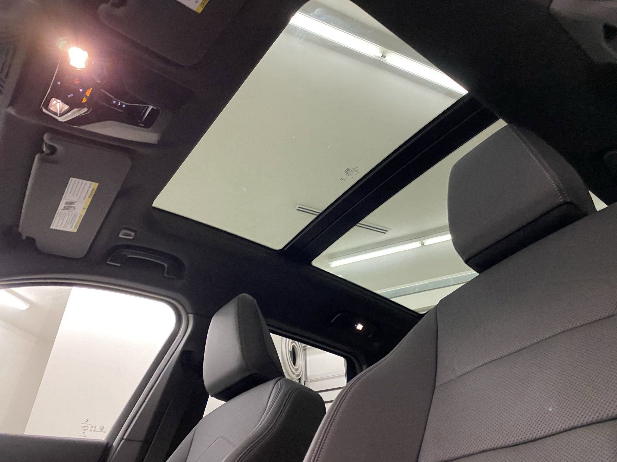 Used 2025 BMW X1 xDrive28i w/ Convenience Package image 14