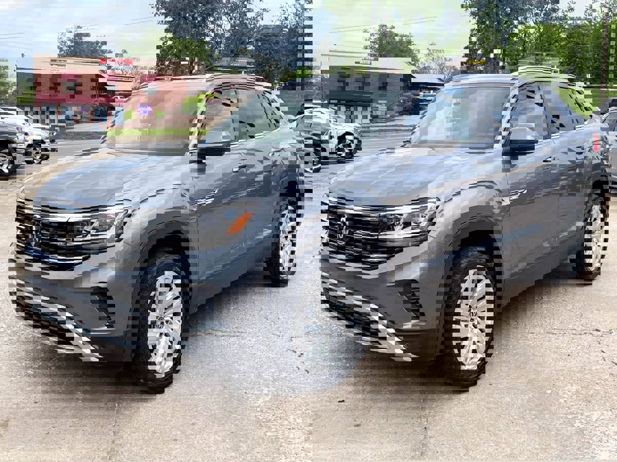 Used 2021 Volkswagen Atlas Cross Sport SE w/ Panoramic Sunroof Package