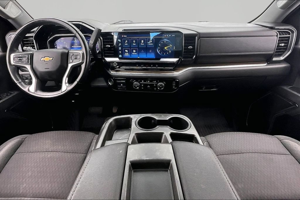 Used 2024 Chevrolet Silverado 2500 LT AWD/4WD image 16
