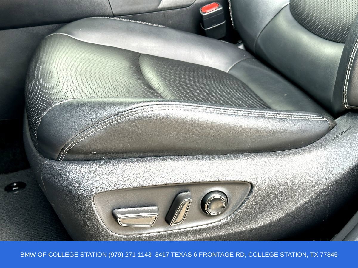 Used 2024 Toyota RAV4 Limited FWD image 12