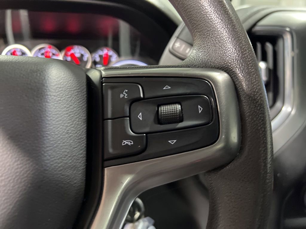 Used 2022 Chevrolet Silverado 2500 LT AWD/4WD image 30