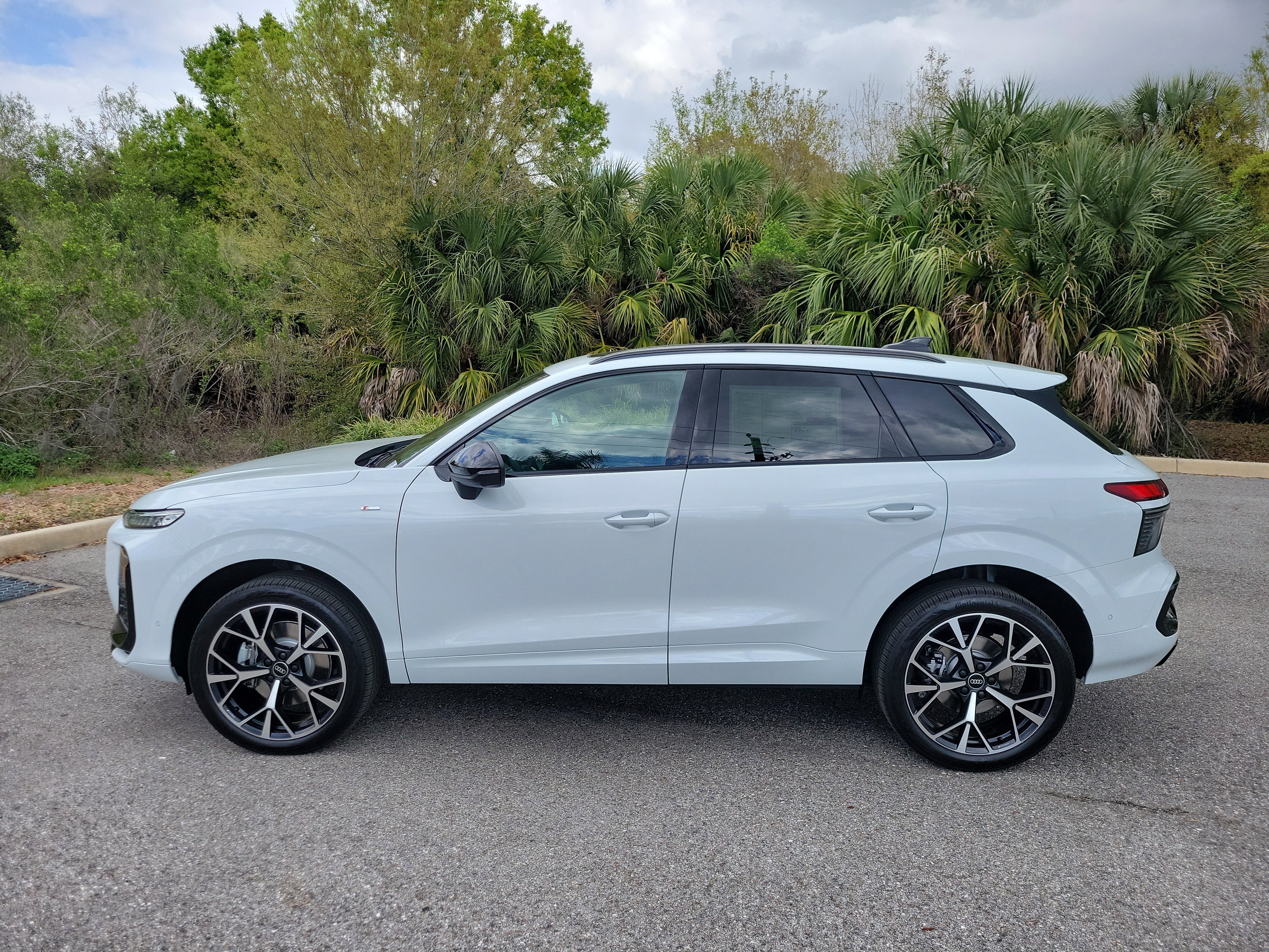 New 2026 Audi Q3 quattro 2.0T image 7