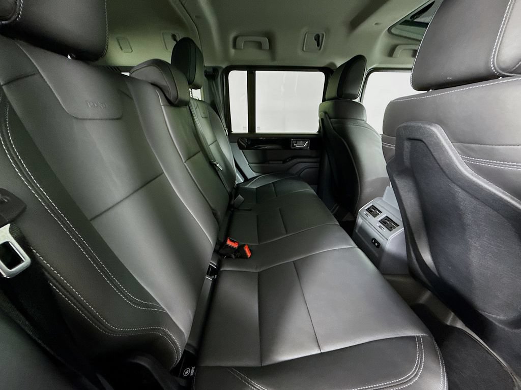 Used 2024 INEOS Grenadier Station Wagon AWD/4WD image 25
