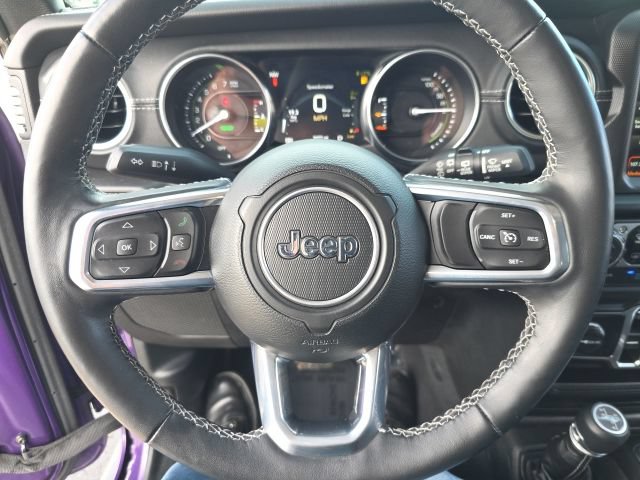 Used 2023 Jeep Wrangler Unlimited Sahara w/ Cold Weather Group AWD/4WD image 19