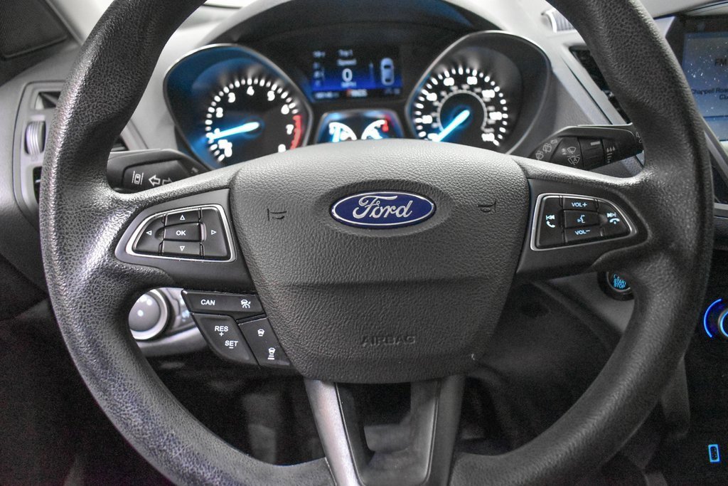 Used 2019 Ford Escape SE image 12