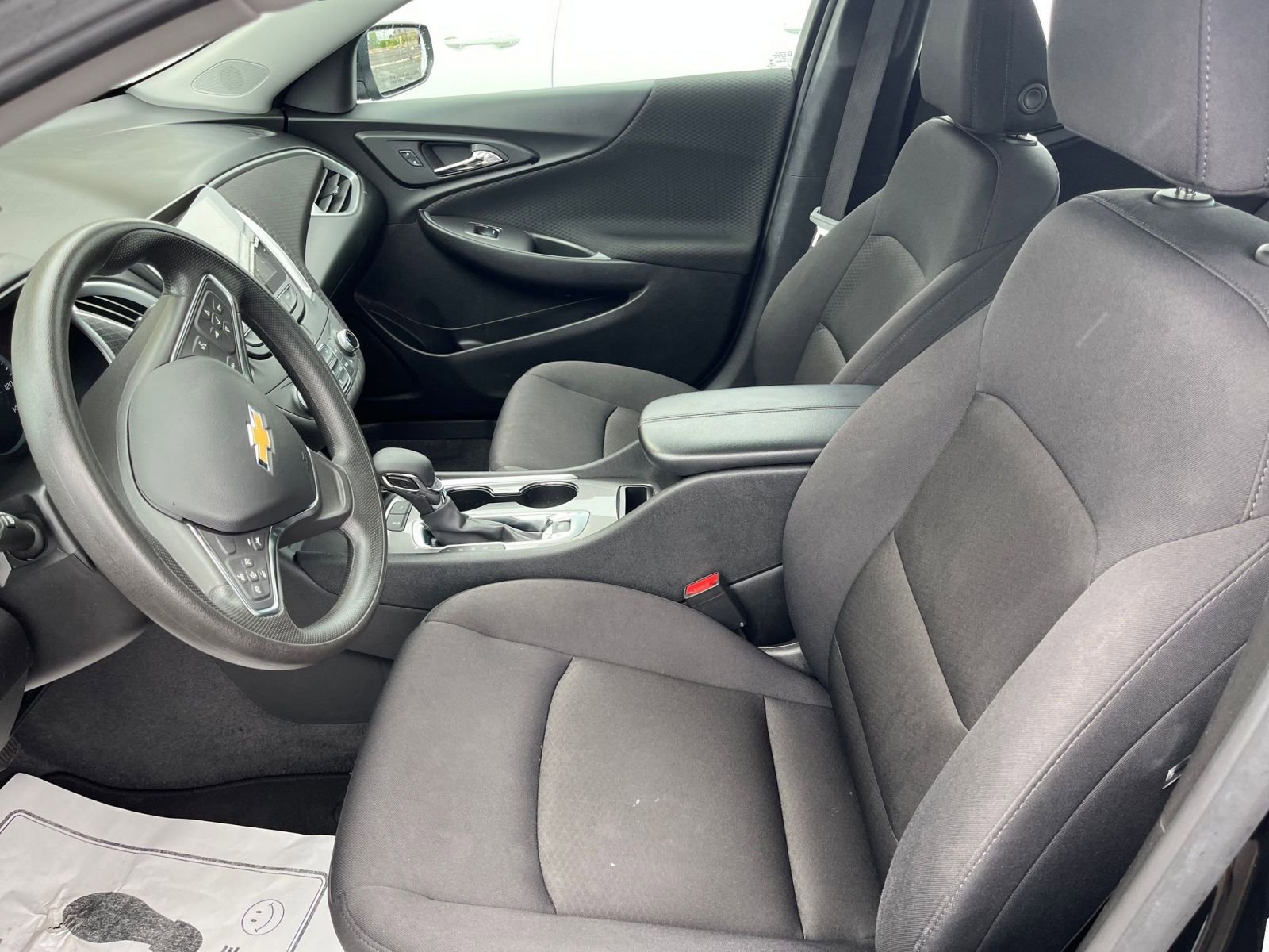 Used 2024 Chevrolet Malibu LT image 29