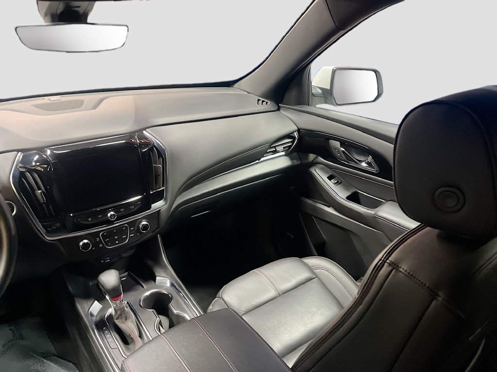 Used 2023 Chevrolet Traverse RS AWD/4WD image 25