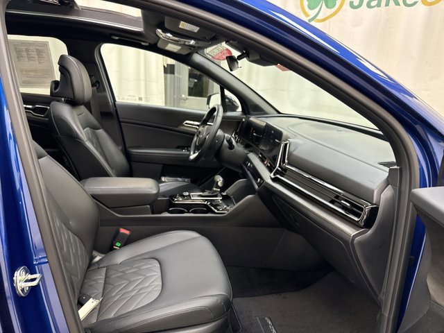 Certified 2024 Kia Sportage X-Line w/ X-Line Premium Package image 32