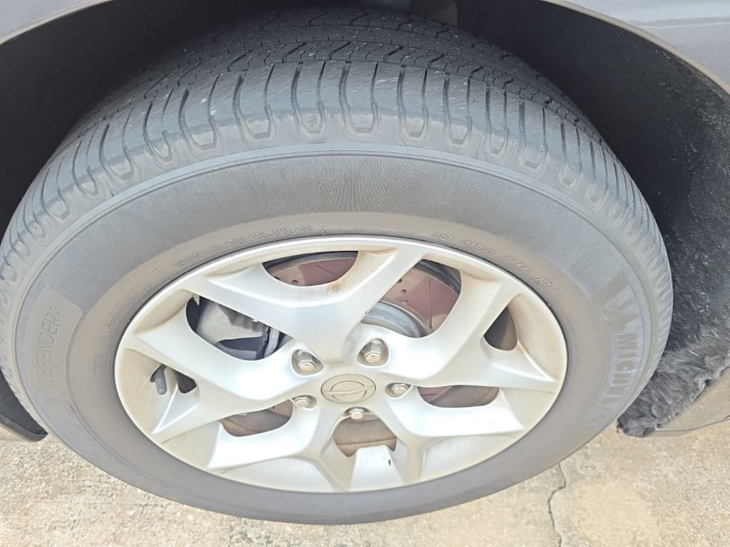 Used 2020 Chrysler Pacifica Limited FWD image 2