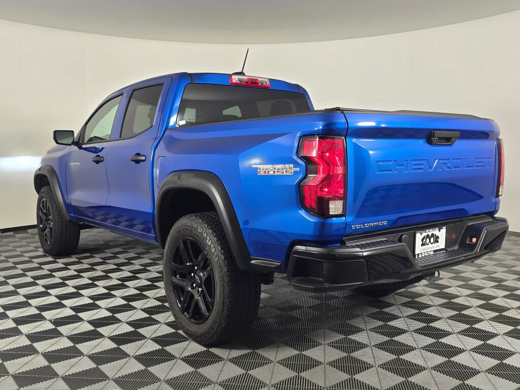 Used 2023 Chevrolet Colorado Trail Boss image 5