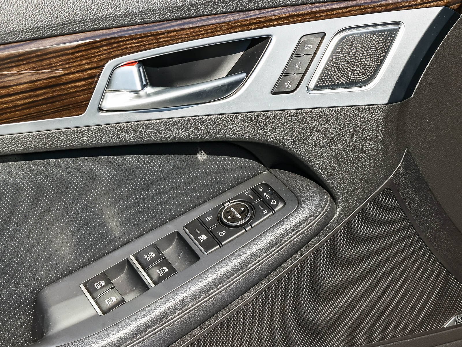 Used 2020 Genesis G80 3.8 w/ Sport Package 02 RWD image 21