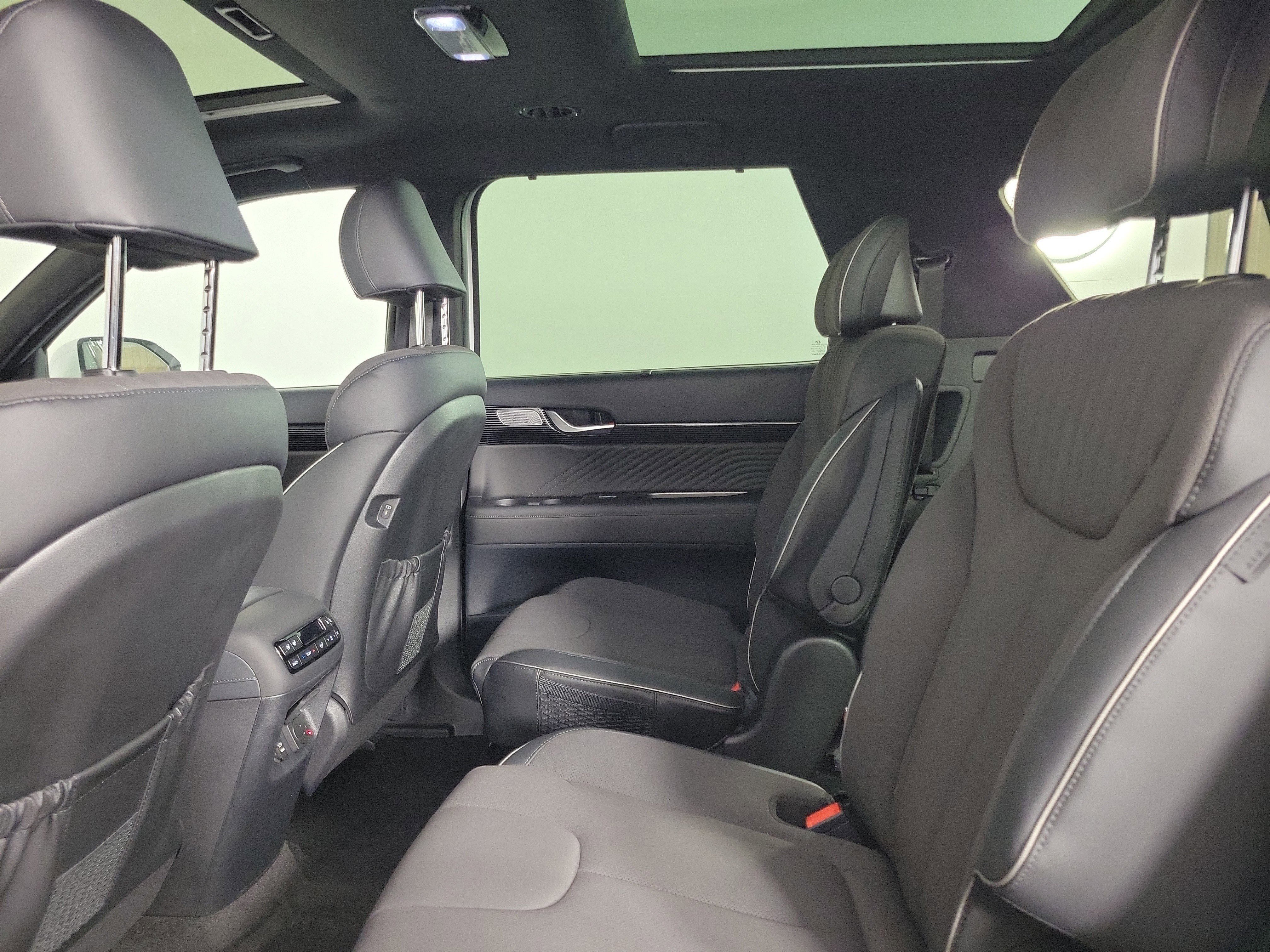 New 2025 Hyundai Palisade Calligraphy image 29