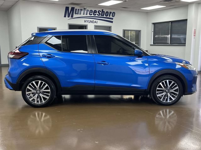 Used 2021 Nissan Kicks SV FWD image 4