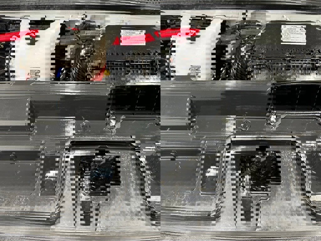 Used 2022 Chevrolet Express 3500 w/ Power Convenience Package image 49