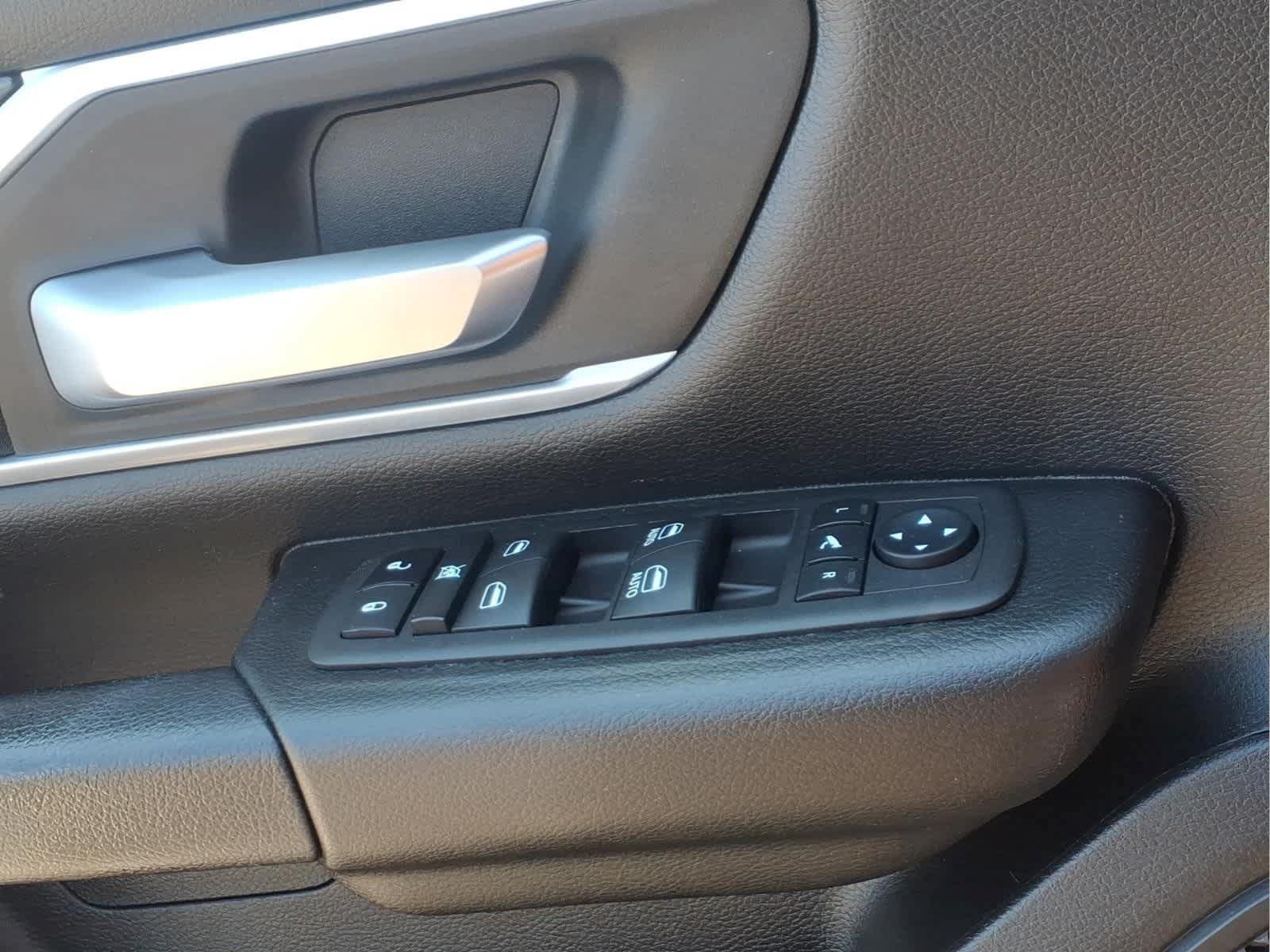 Used 2023 RAM 1500 Big Horn AWD/4WD image 12