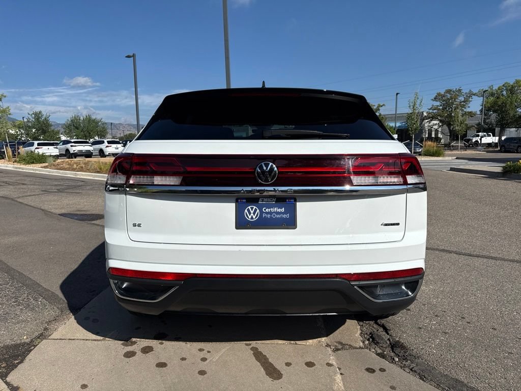 Certified 2024 Volkswagen Atlas Cross Sport SE AWD/4WD image 5