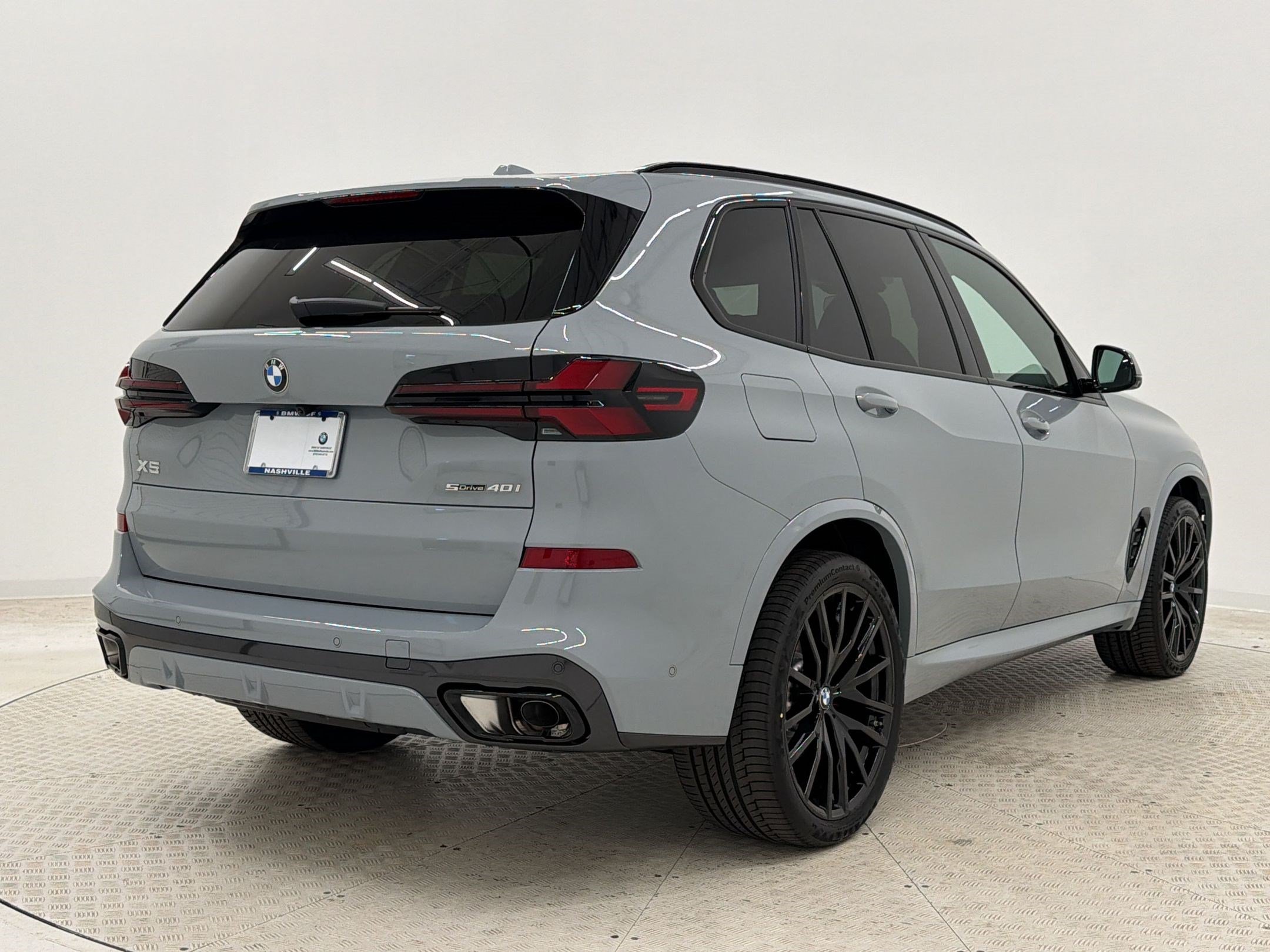 New 2026 BMW X5 sDrive40i w/ M Sport Package RWD image 9