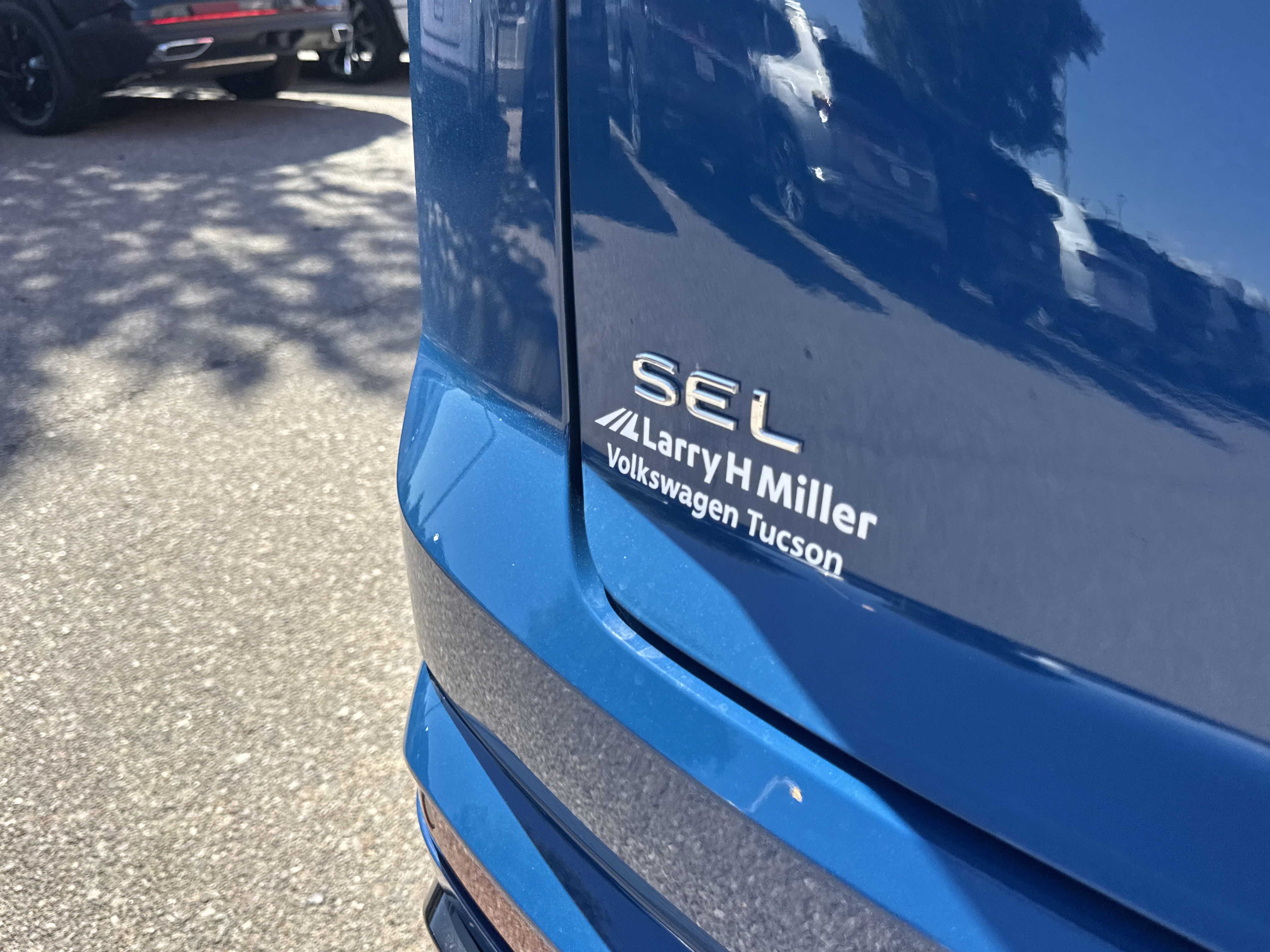 New 2026 Volkswagen Atlas Cross Sport SEL Premium R-Line image 6