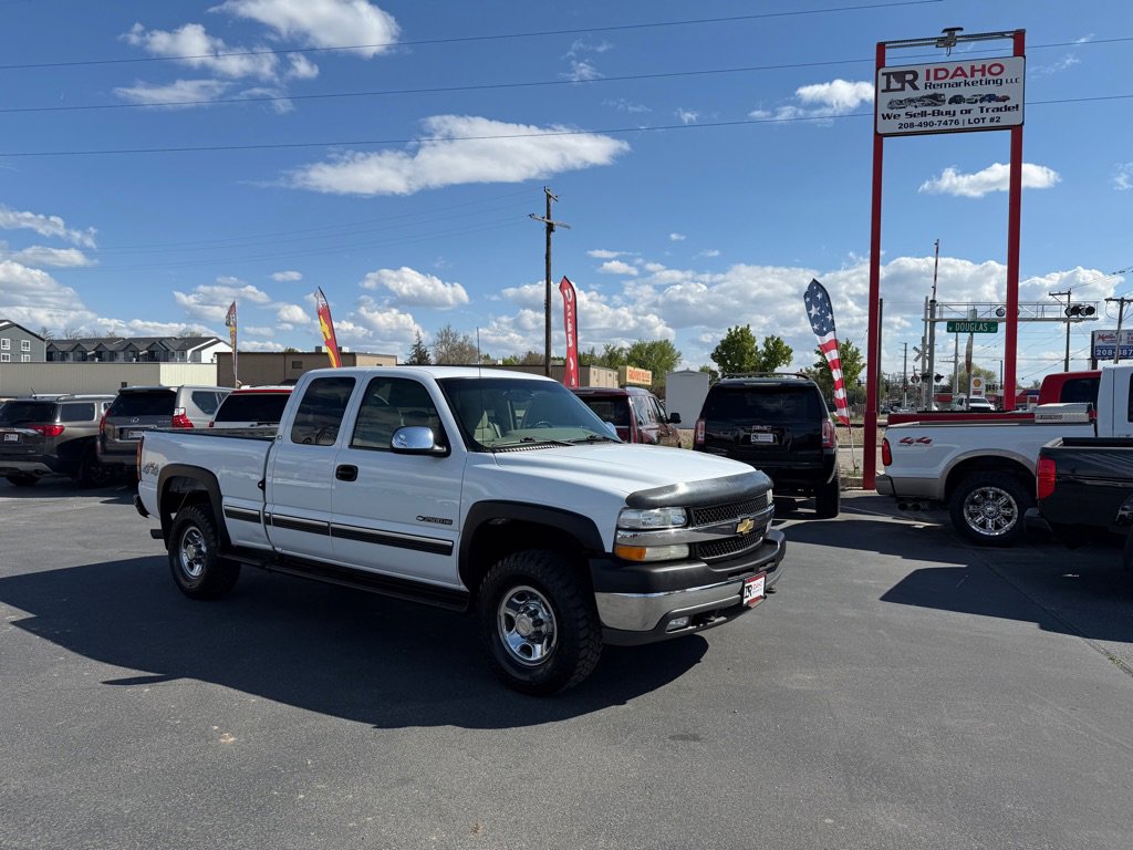 Used 2001 Chevrolet Silverado 2500 LS AWD/4WD image 1