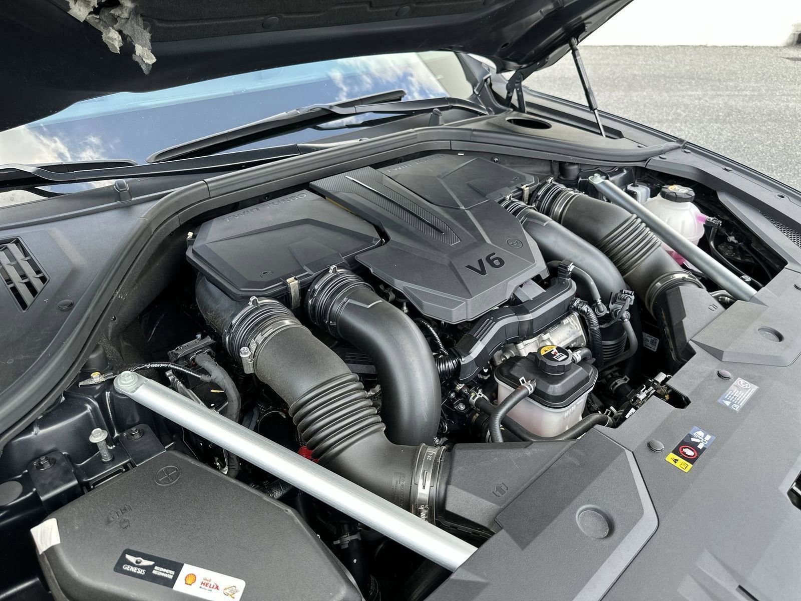 Used 2024 Genesis GV70 3.5T Sport w/ Sport Advanced Package image 32