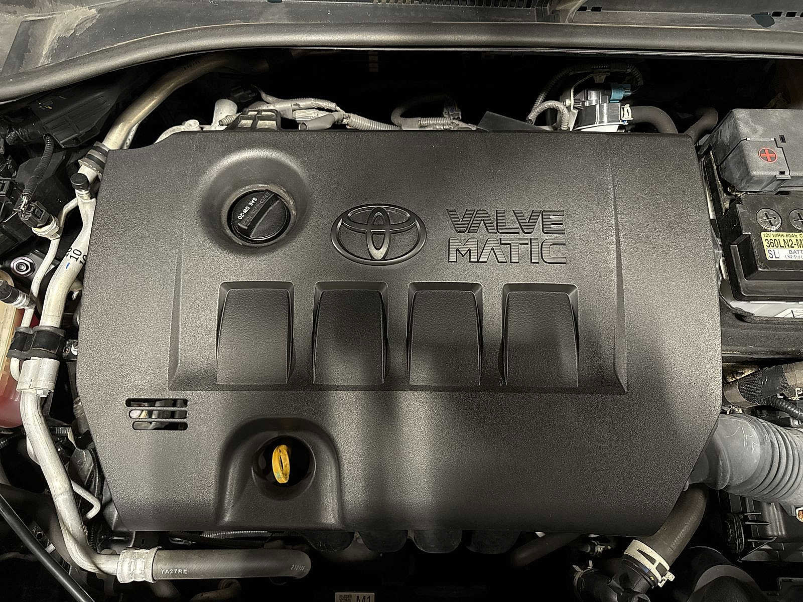 Used 2021 Toyota C-HR LE image 18