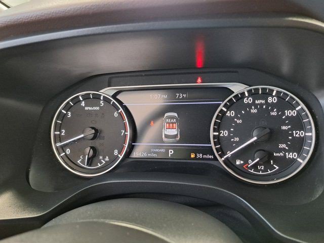 Used 2023 Nissan Rogue SV FWD image 9
