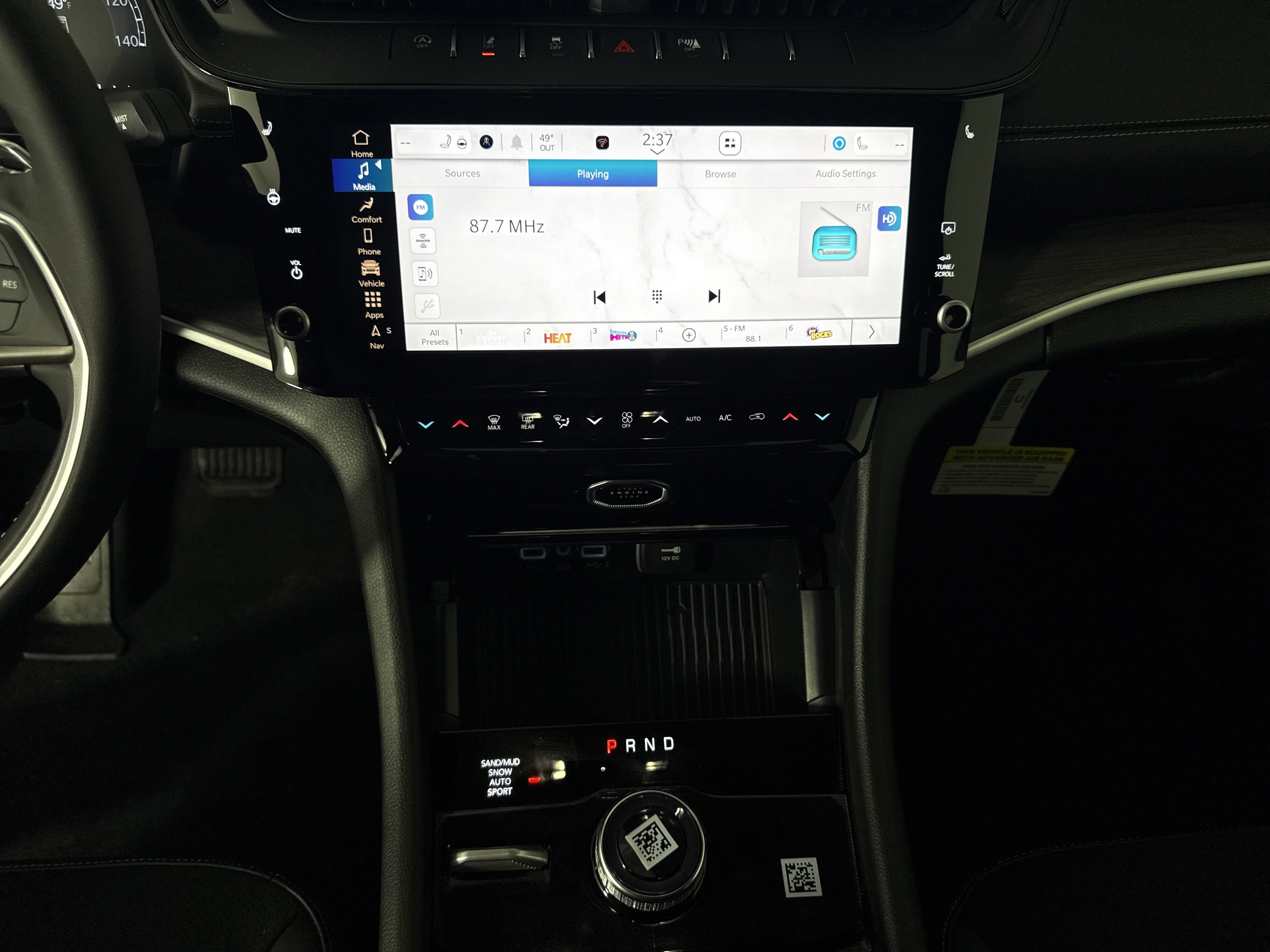 New 2026 Jeep Grand Cherokee Altitude AWD/4WD image 25