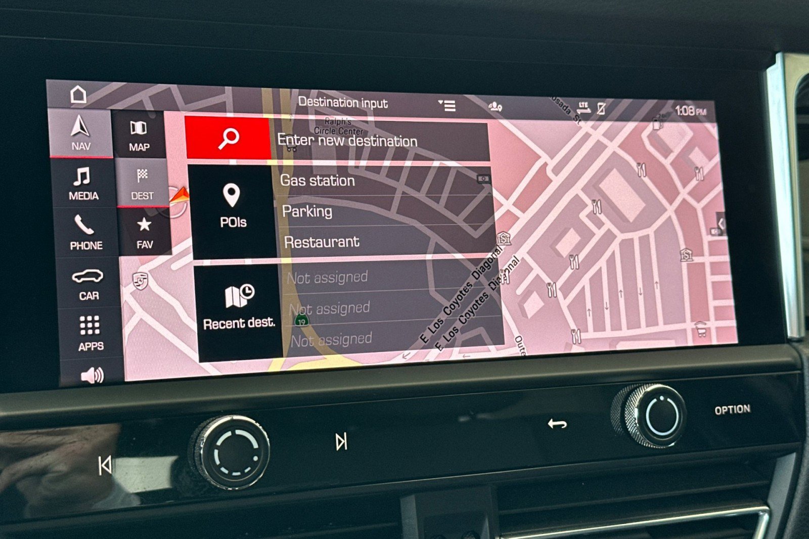 Certified 2022 Porsche Macan AWD/4WD image 19