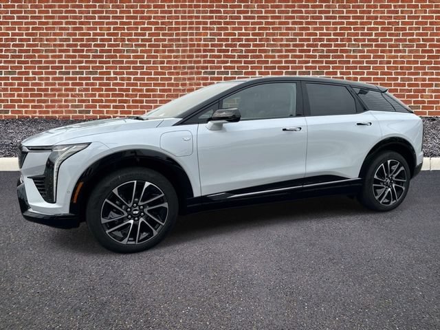 New 2027 Cadillac Optiq Sport AWD/4WD image 2