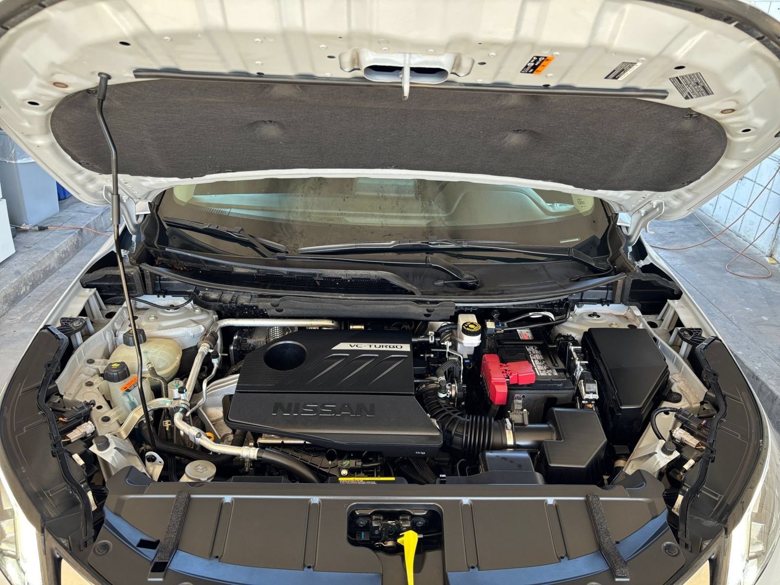 Used 2025 Nissan Rogue SV AWD/4WD image 33