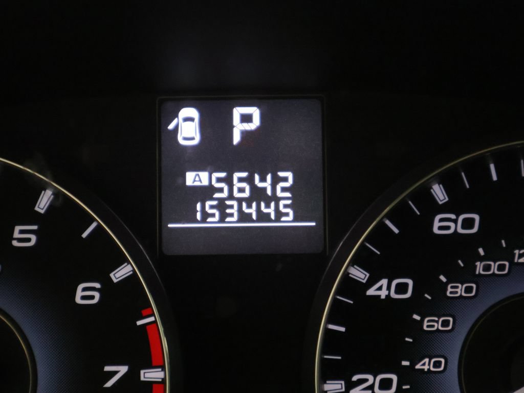Used 2011 Subaru Outback 2.5i Premium AWD/4WD image 35
