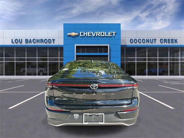 Used 2024 Toyota Crown XLE image 7